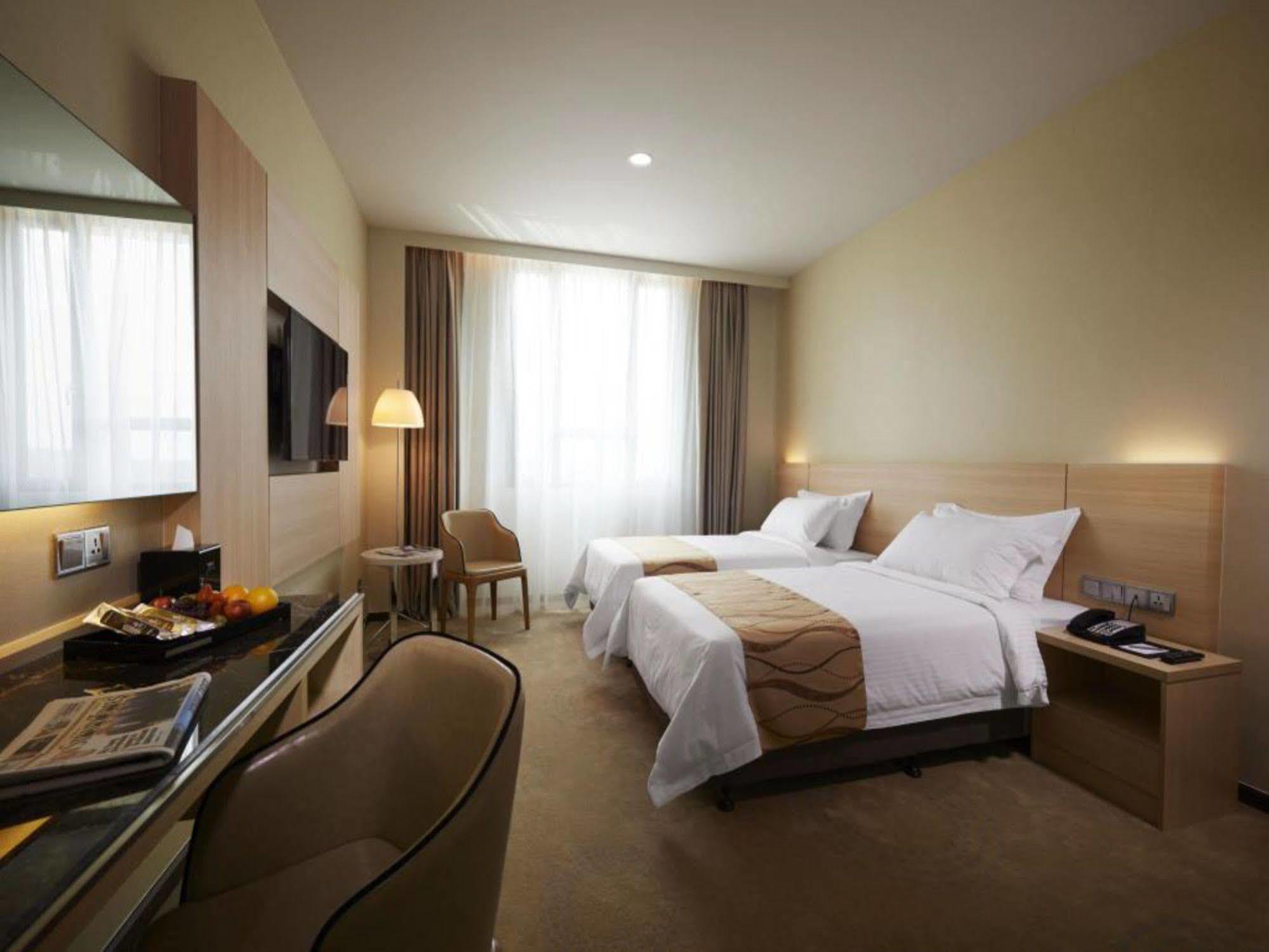Purest Hotel Сунгай Петани Екстериор снимка